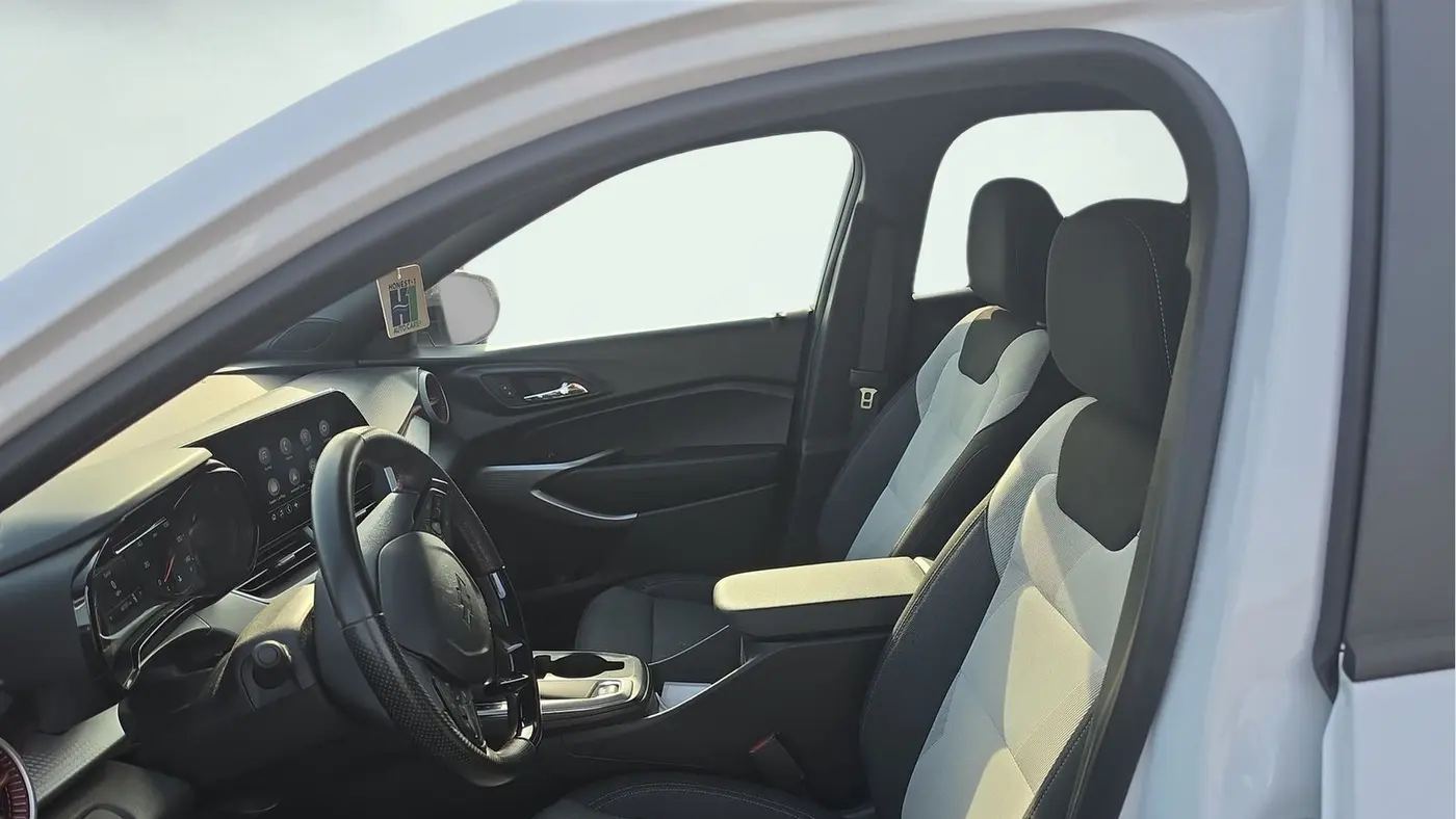 2024 Chevrolet Trax RS