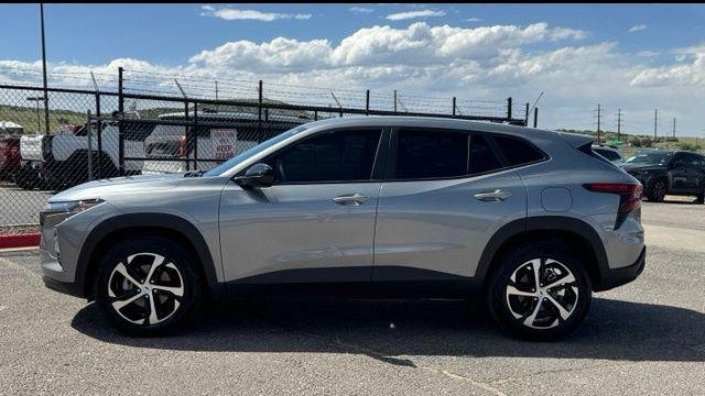 2024 Chevrolet Trax RS