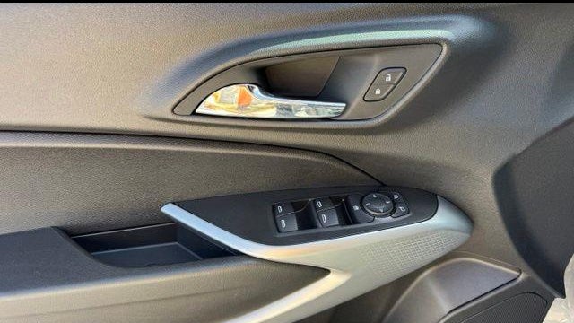 2024 Chevrolet Trax RS