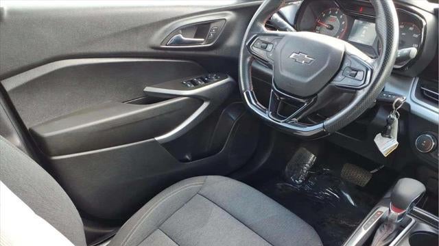 2024 Chevrolet Trax RS