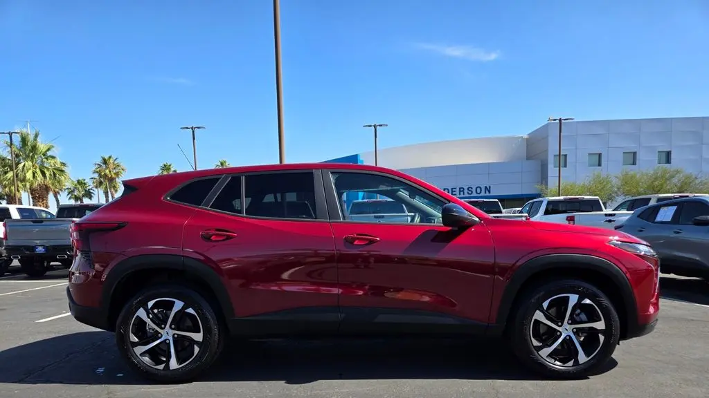 2024 Chevrolet Trax RS