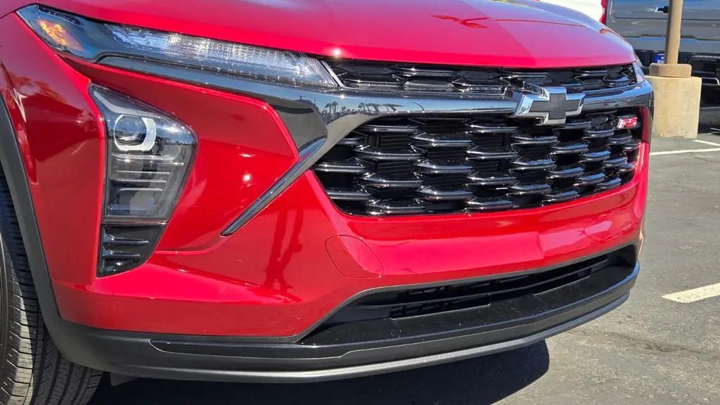 2024 Chevrolet Trax RS