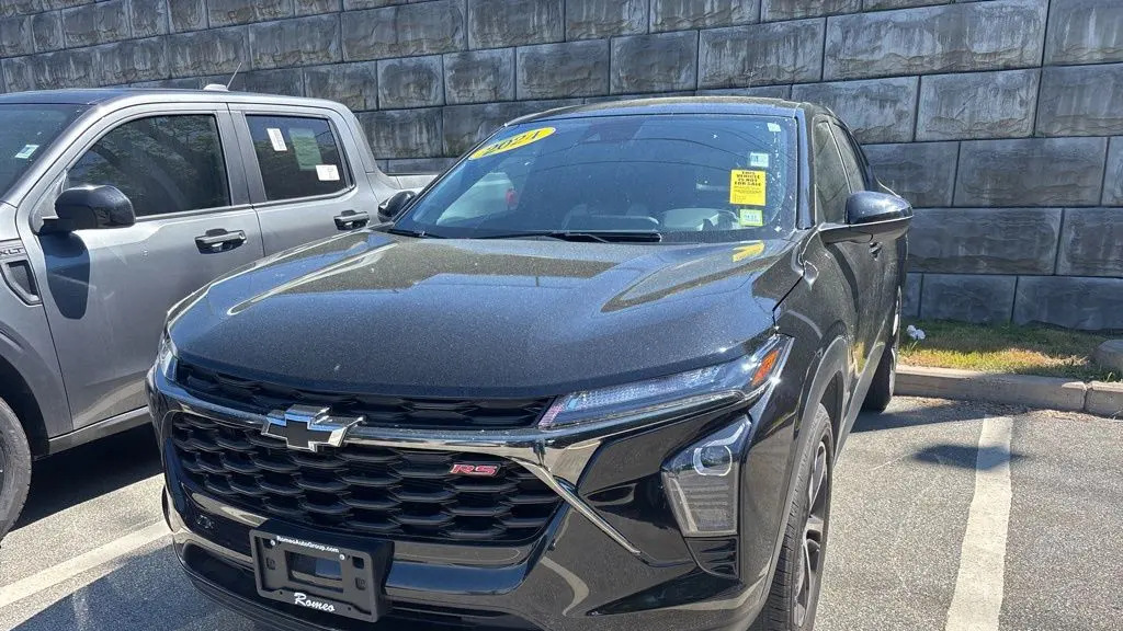 2024 Chevrolet Trax RS