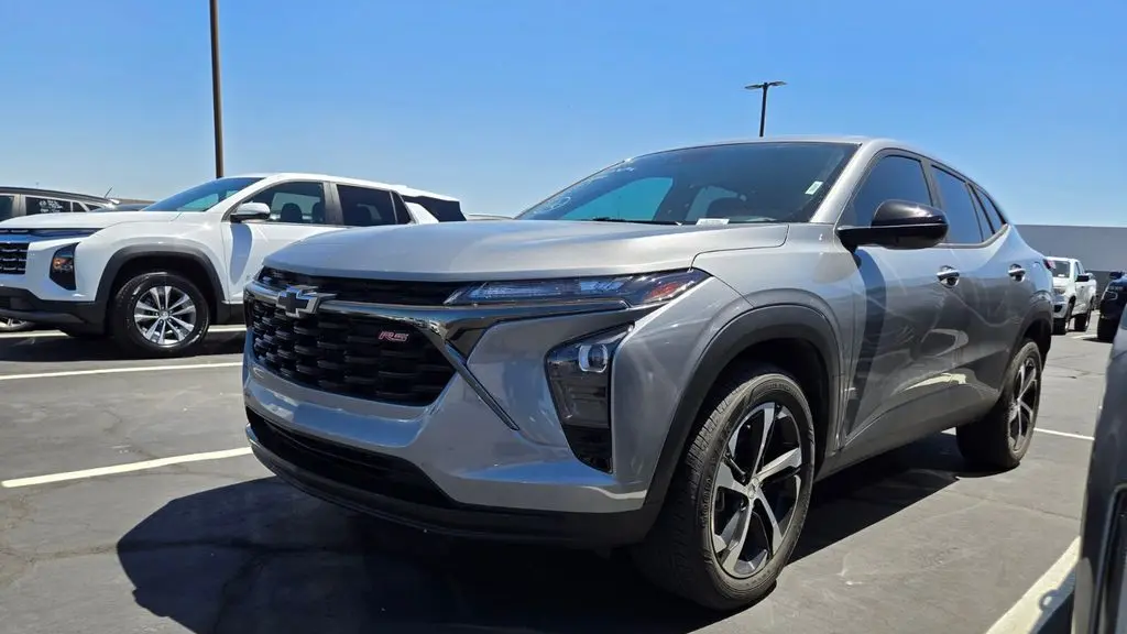 2024 Chevrolet Trax RS
