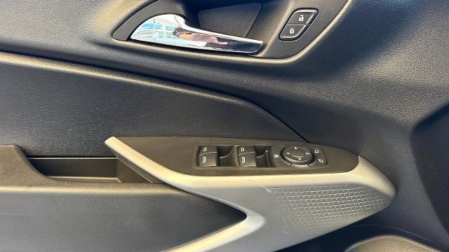 2024 Chevrolet Trax RS