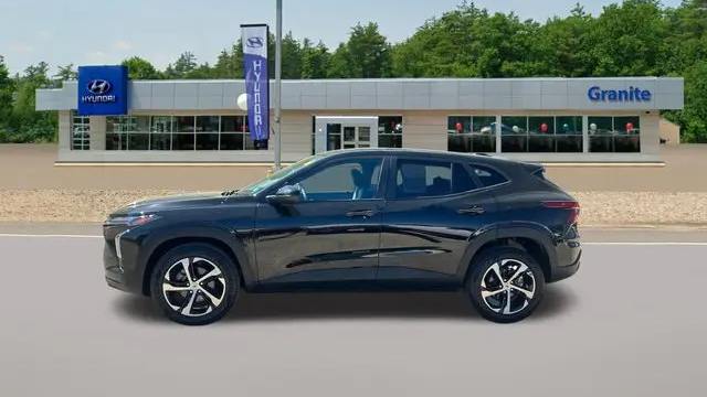 2024 Chevrolet Trax RS