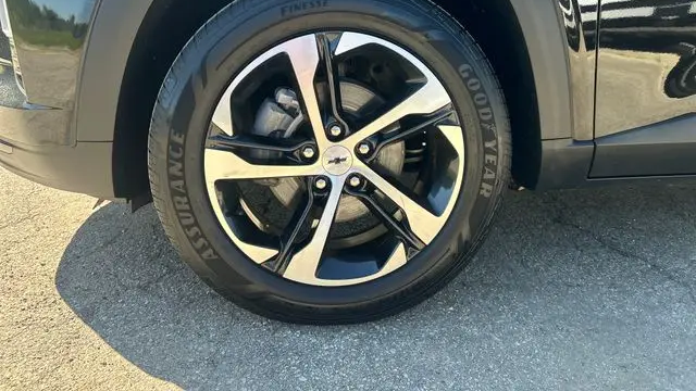 2024 Chevrolet Trax RS