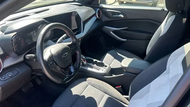 2024 Chevrolet Trax RS