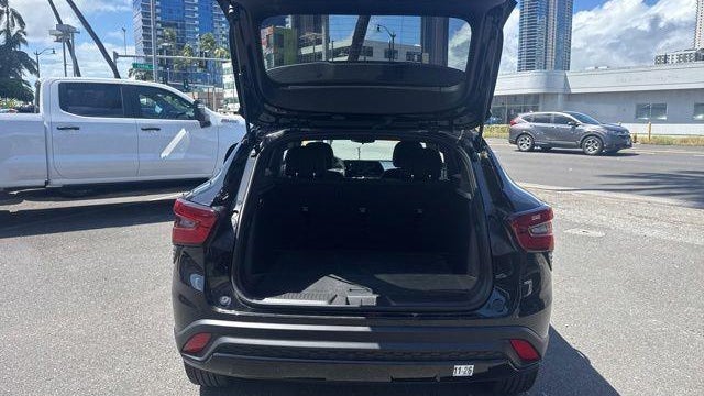 2025 Chevrolet Trax RS