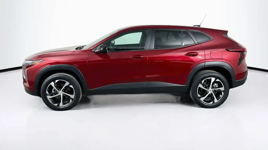 2025 Chevrolet Trax RS