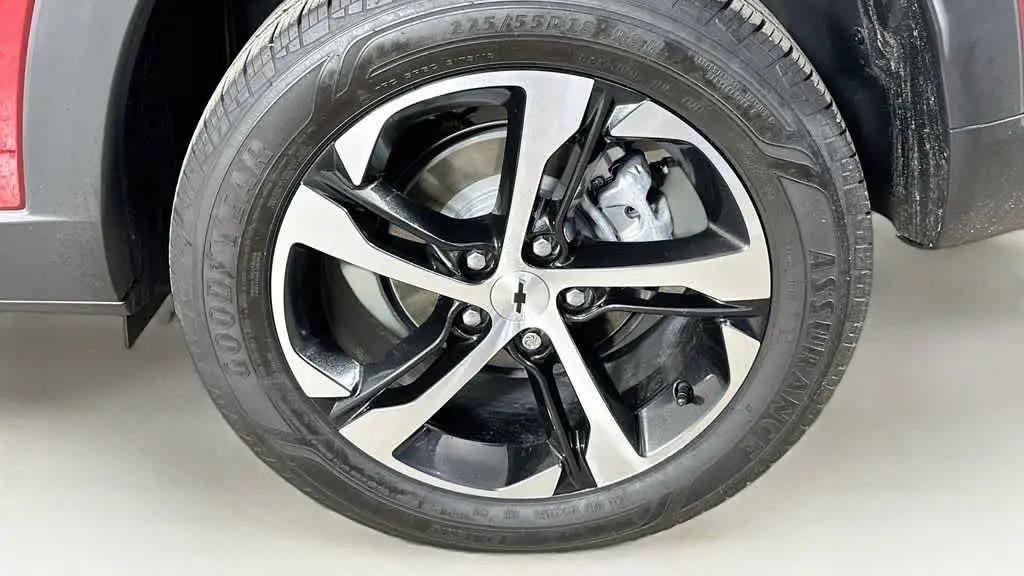 2025 Chevrolet Trax RS
