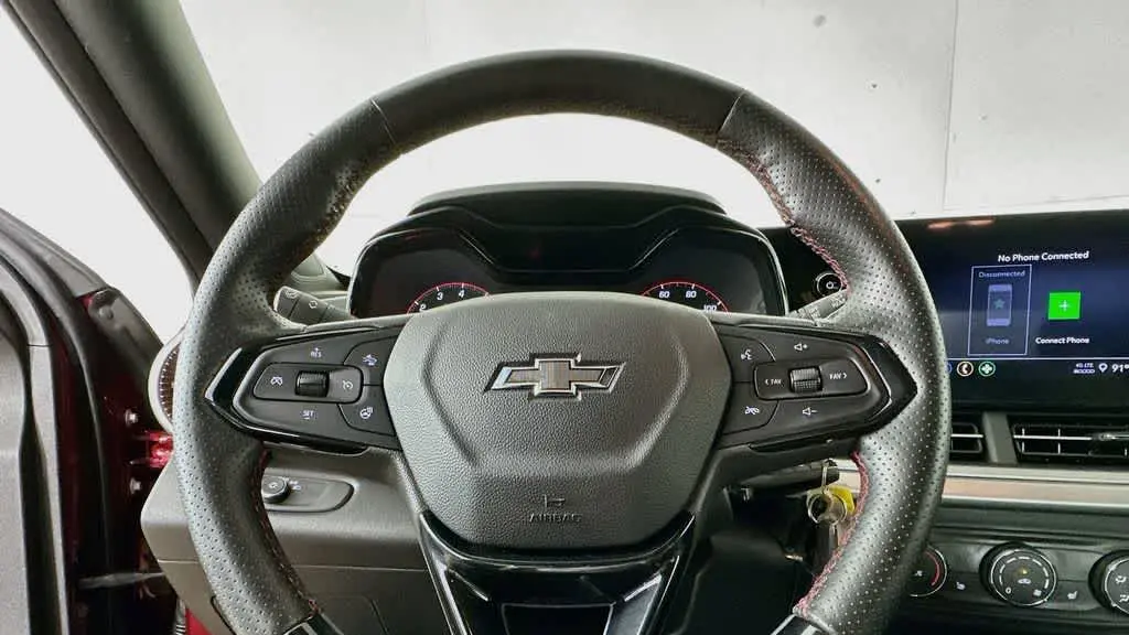 2025 Chevrolet Trax RS
