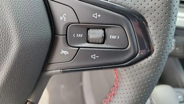 2026 Chevrolet Trax RS