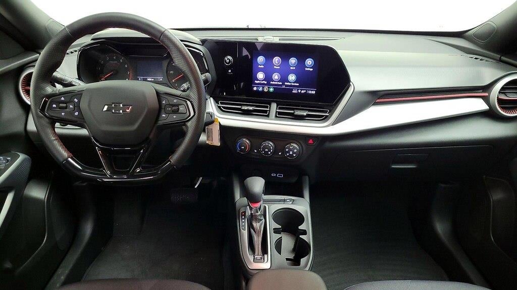 2025 Chevrolet Trax RS