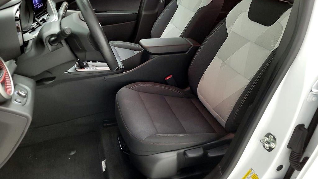 2025 Chevrolet Trax RS