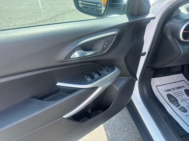 2025 Chevrolet Trax - $24,500