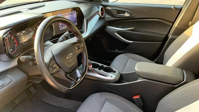 2025 Chevrolet Trax RS