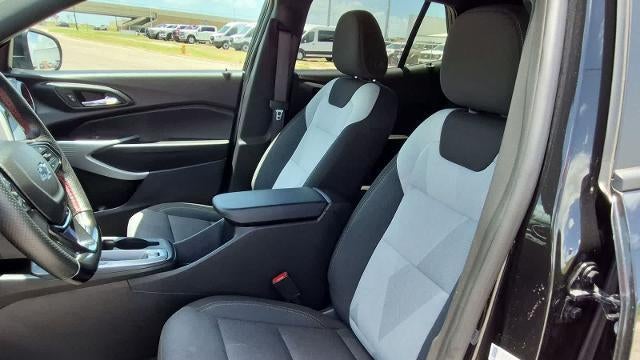 2025 Chevrolet Trax RS