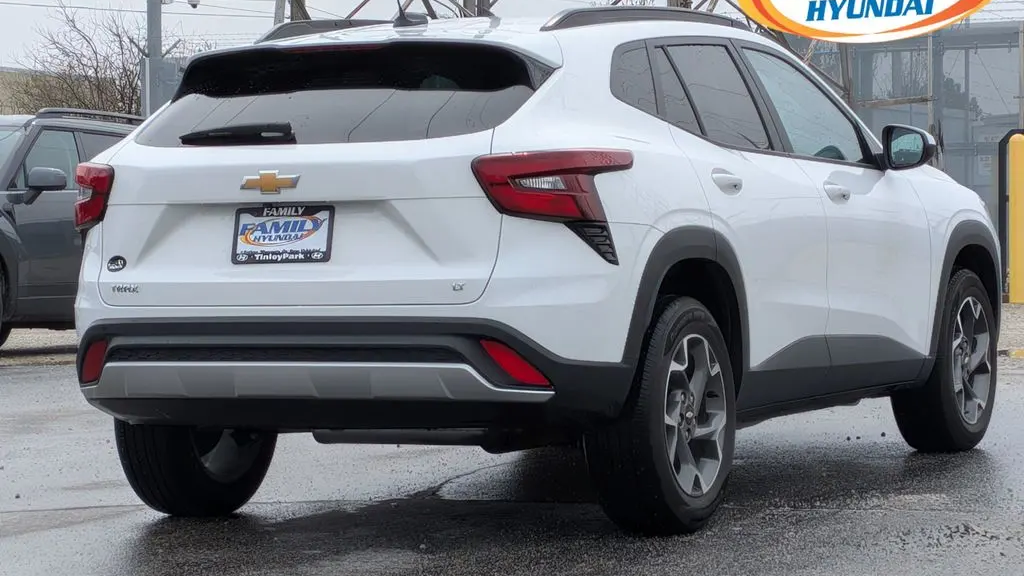2024 Chevrolet Trax LT