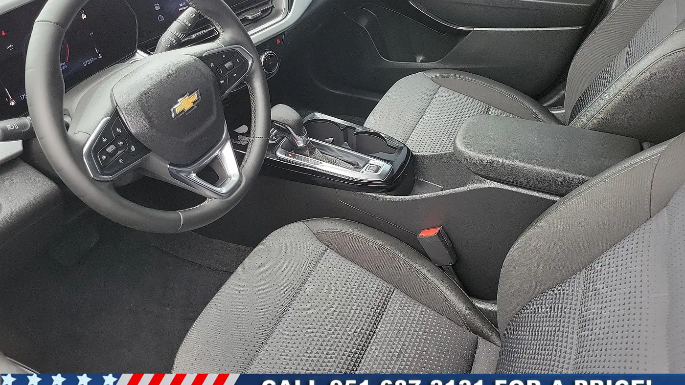 2024 Chevrolet Trax LT