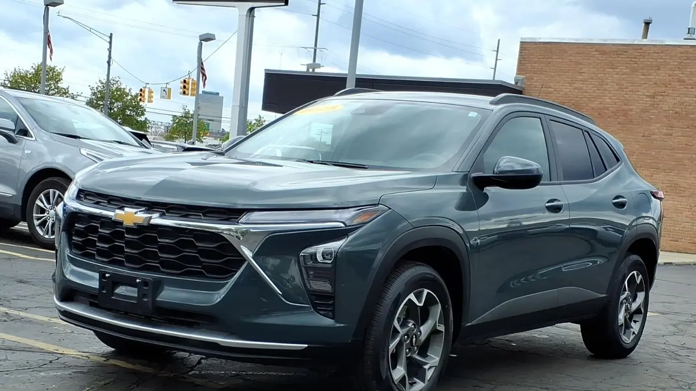 2025 Chevrolet Trax LT