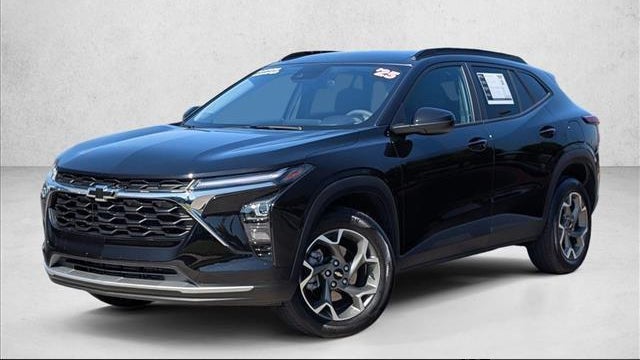 Preowned 2025 Chevrolet Trax LT for Sale
