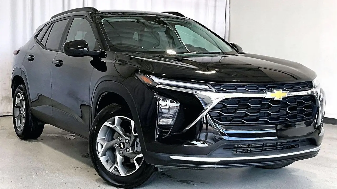 Preowned 2025 Chevrolet Trax LT for Sale