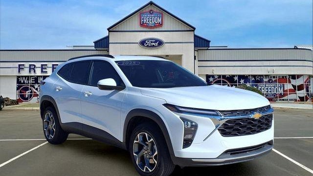 Preowned 2025 Chevrolet Trax LT for Sale