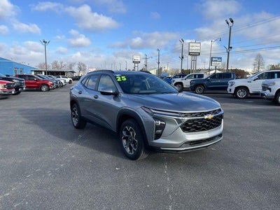 Photo of a 2025 Chevrolet Trax LT 4DR Crossover for sale