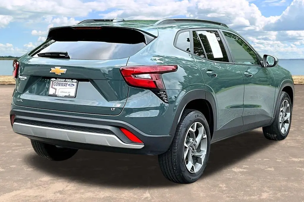 2025 Chevrolet Trax - $20,300