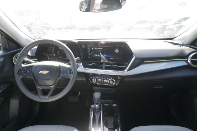 2025 Chevrolet Trax - $21,105