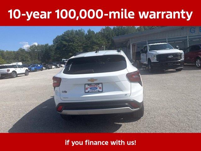 2025 Chevrolet Trax - $21,899