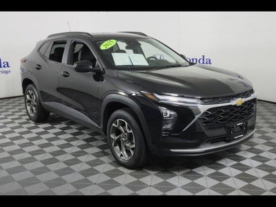 Photo of a 2025 Chevrolet Trax LT 4DR Crossover for sale