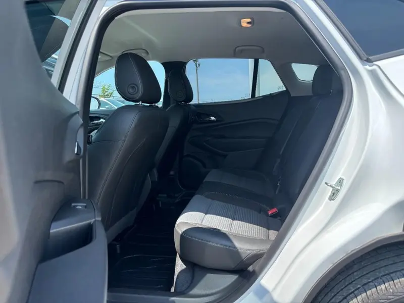 2025 Chevrolet Trax - $21,500