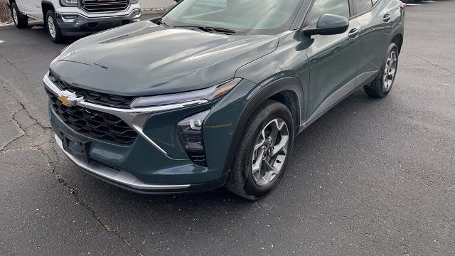 Preowned 2025 Chevrolet Trax LT for Sale
