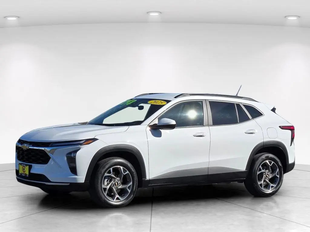 2025 Chevrolet Trax - $18,404