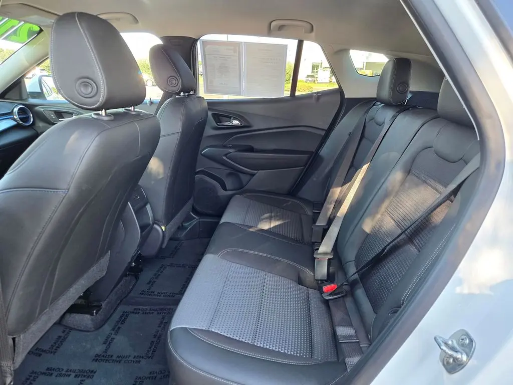 2025 Chevrolet Trax - $18,404
