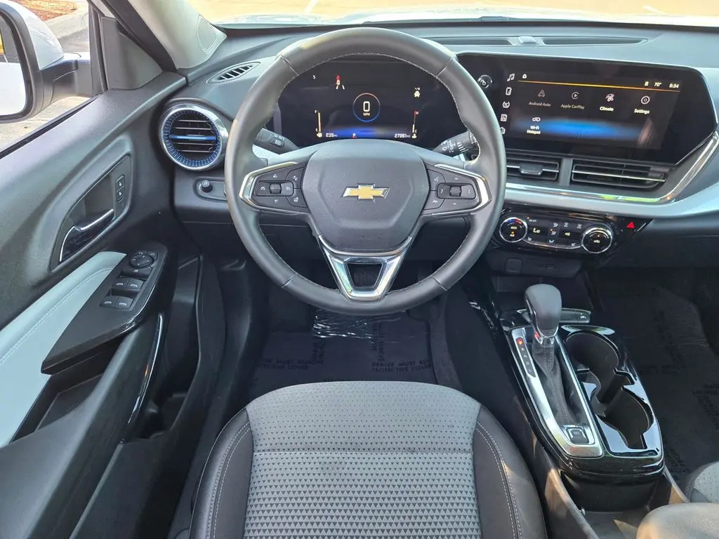 2025 Chevrolet Trax - $18,404