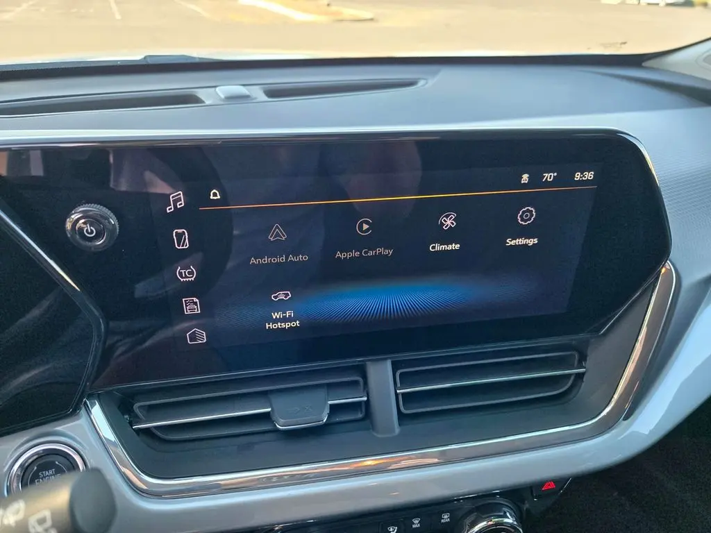 2025 Chevrolet Trax - $18,404