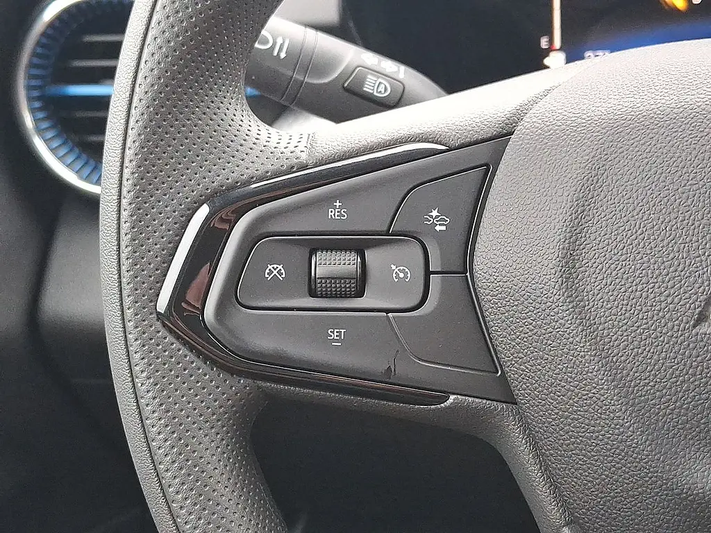 2025 Chevrolet Trax - $22,995