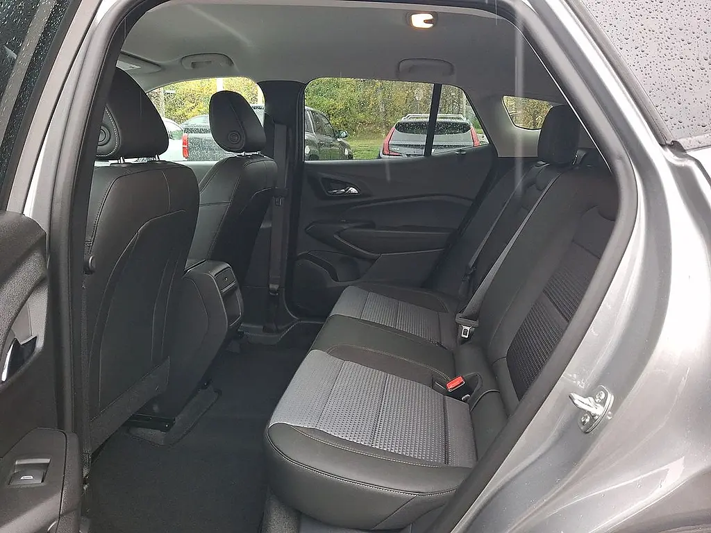 2025 Chevrolet Trax - $22,995