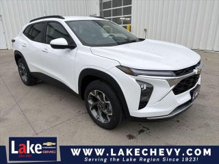 2026 Chevrolet Trax with Summit White Exterior