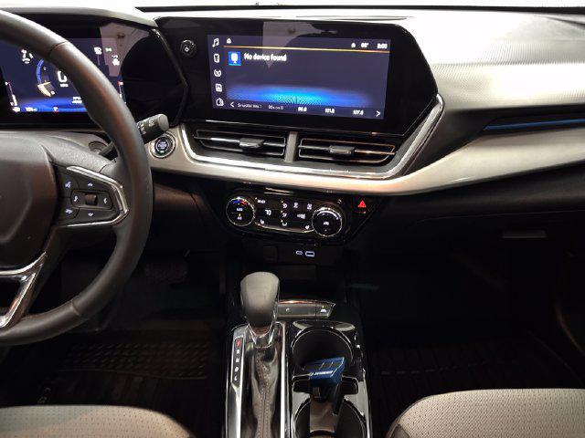 2025 Chevrolet Trax - $22,780