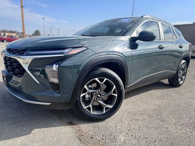 Photo of a 2025 Chevrolet Trax LT 4DR Crossover for sale