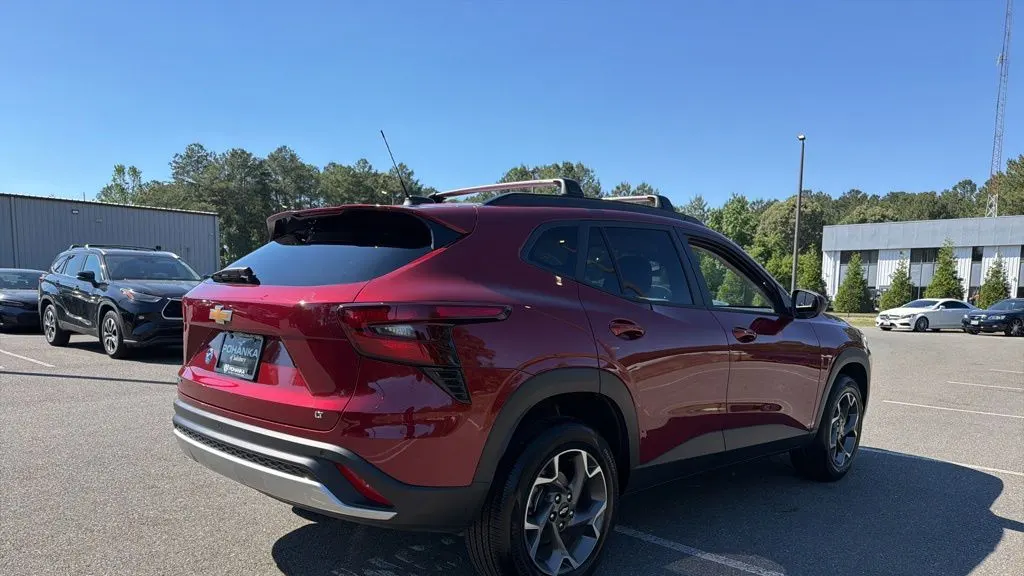 2025 Chevrolet Trax LT