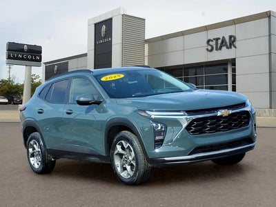 2025 Chevrolet Trax LT 4DR Crossover