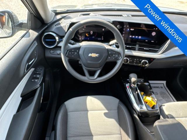 2025 Chevrolet Trax - $21,500