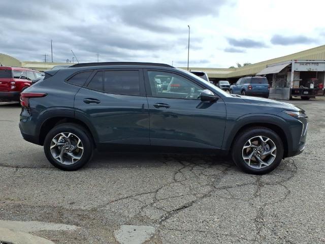 2025 Chevrolet Trax - $21,298
