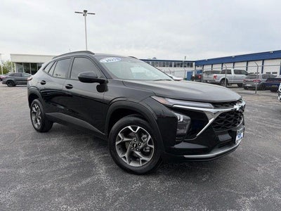 Photo of a 2025 Chevrolet Trax LT 4DR Crossover for sale