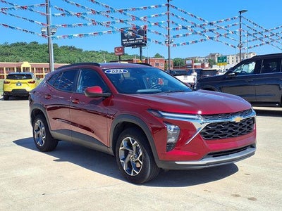 Photo of a 2025 Chevrolet Trax LT 4DR Crossover for sale